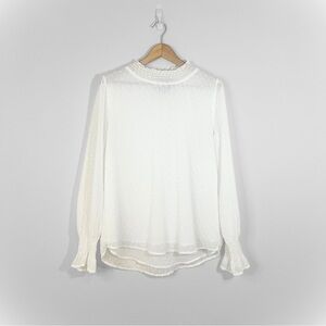 🖤 Artizan | Chic White Blouse with Ruffle Details